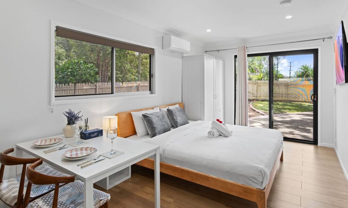 Macgregor House | 1BR Walk to Westfield | Ideal for Solo Stays