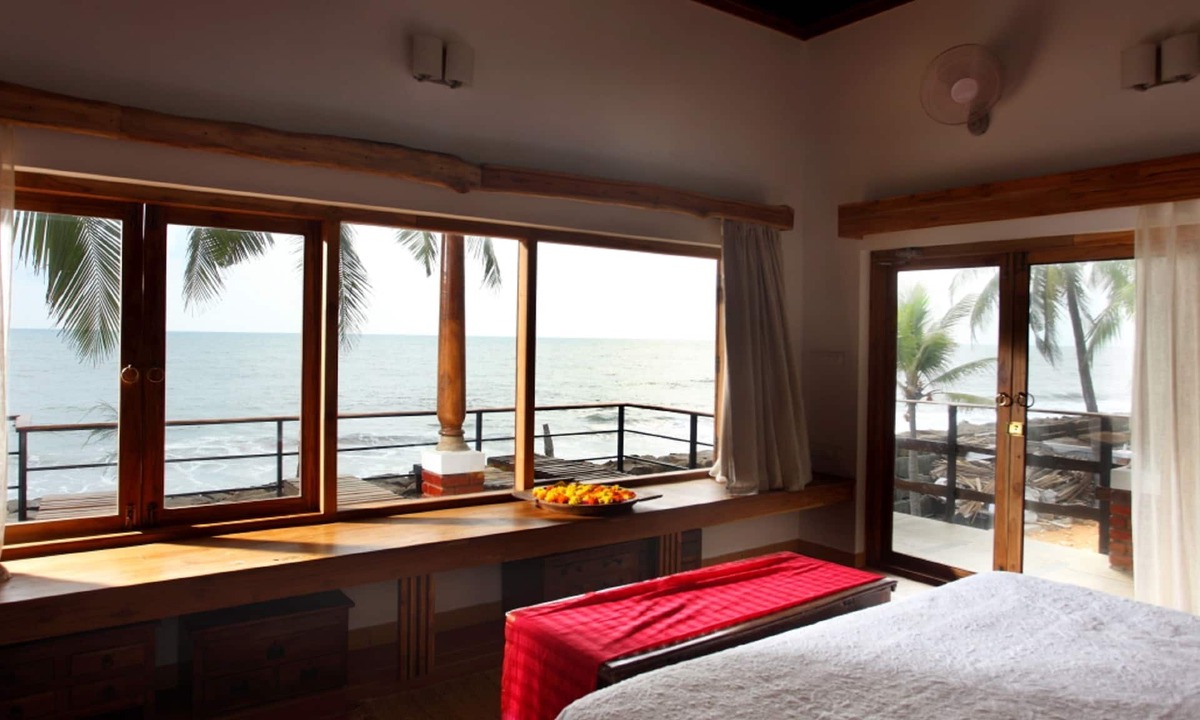 Kuzhuppilly Hotel | 36 Palms Boutique Retreat