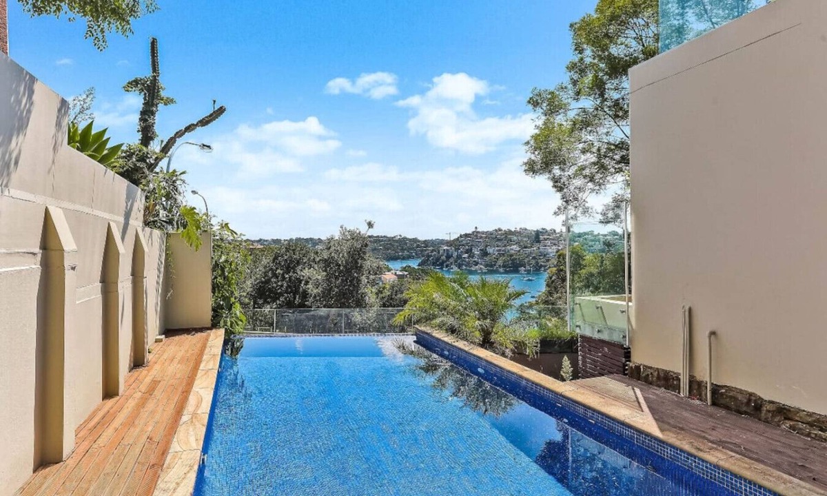 Mosman House | 6BR Stunning Waterview with Private Pool in Mosman