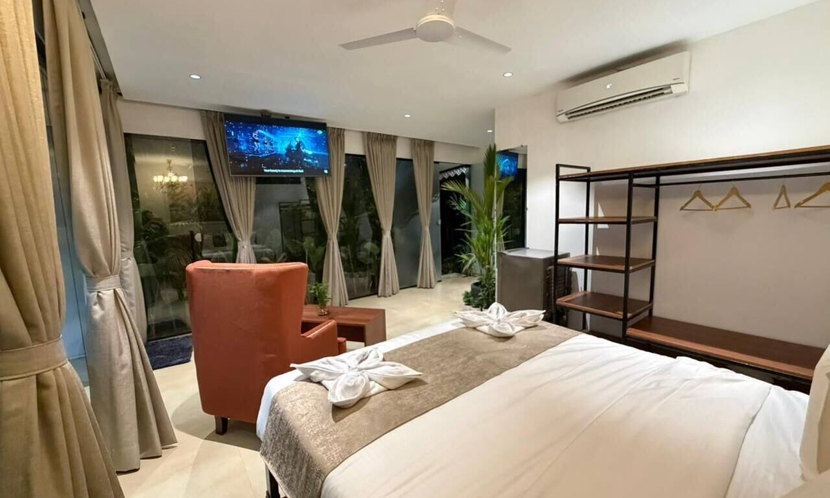 Paud Resort | 7 Tree Resort & Restaurant