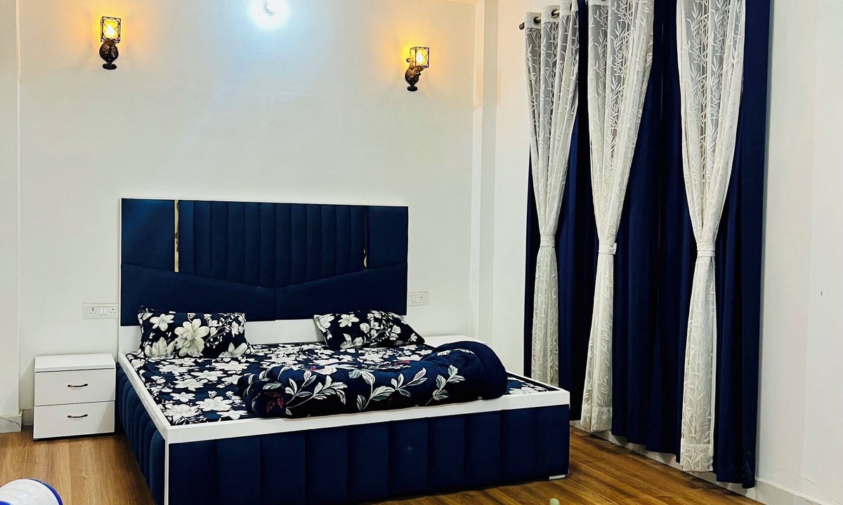 Allahabad Villa | A beautiful room and place to stay and enjoy.