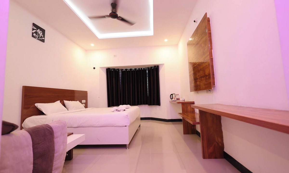 Manchanabele Hotel | Aaditya Greens Near Nelaguli Panchyat Office