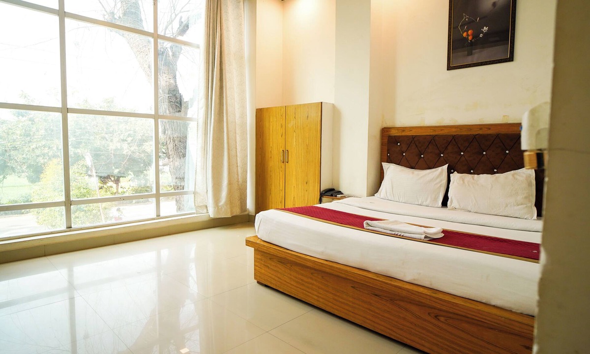Ramnagar Hotel | AARYA HOTEL & SPA Jim Corbett