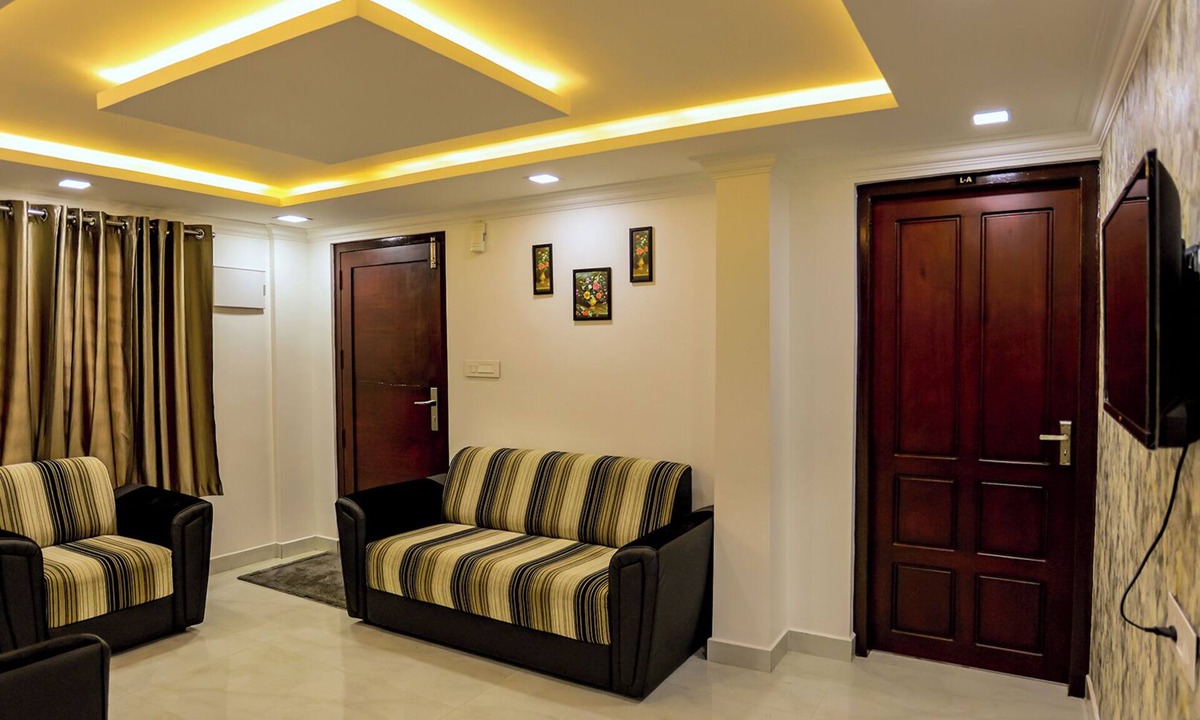 Aadit Cottage | Affordable garden plus view stay in misty Munnar