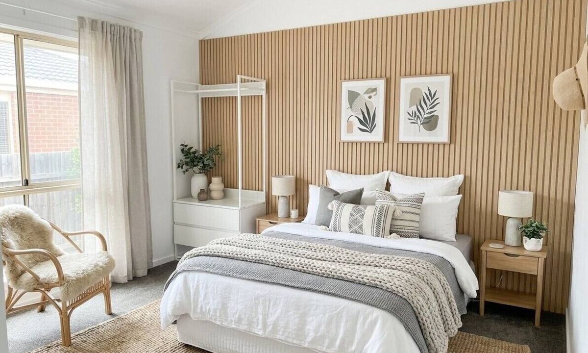 Westmeadows Apartment | Airport Serenity- Guest Suite with luscious garden- 6 Minutes to Airport