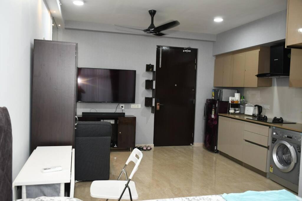 Thane West Apartment | ALPAS Home