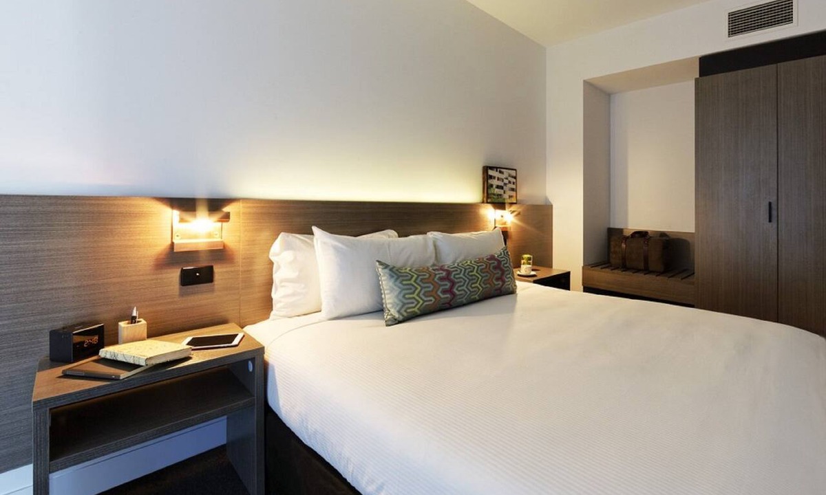 Fortitude Valley Hotel | Alpha Mosaic Hotel Fortitude Valley