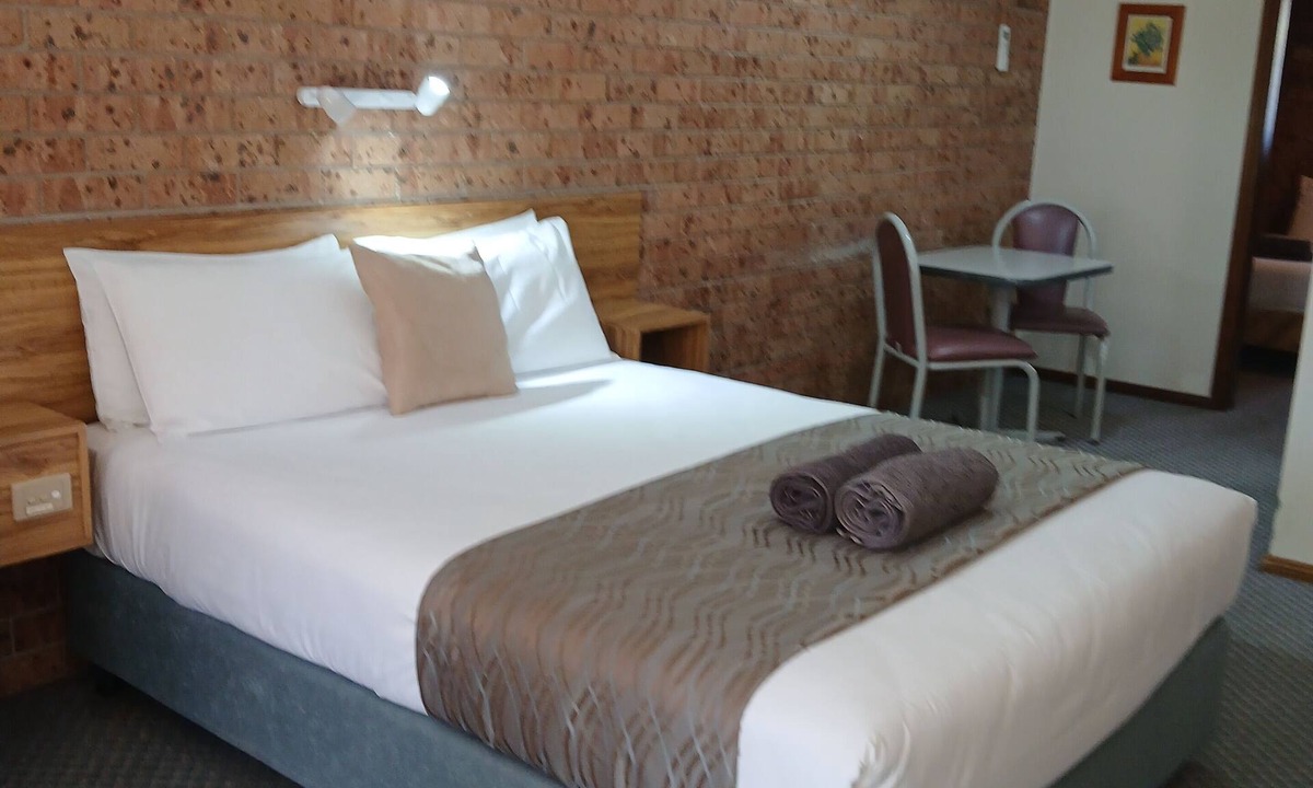 Gunnedah Hotel | ALYN MOTEL