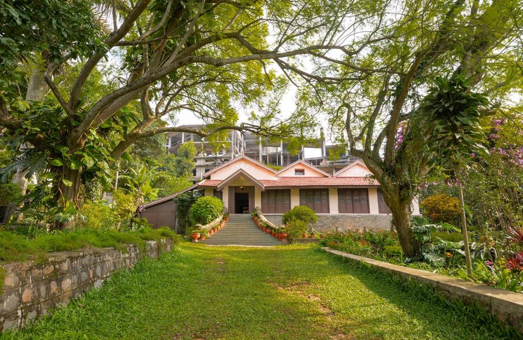 Yercaud House | amã Stays & Trails - Fairholme Bungalow ,Yercaud