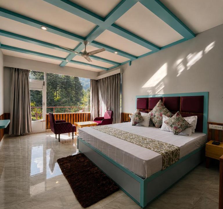 Manali House | Apple Flower Hotel - Personal Balcony, Lift, Garden and Mountain View