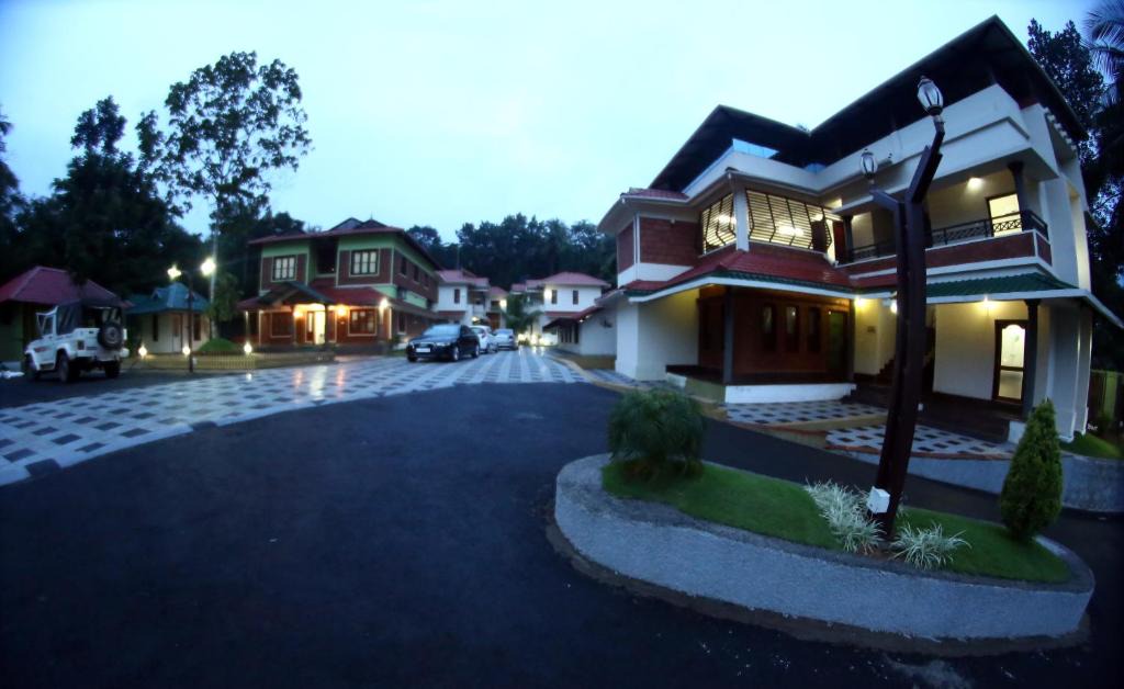 Thalassery Resort | Aroma Ayur Heritage