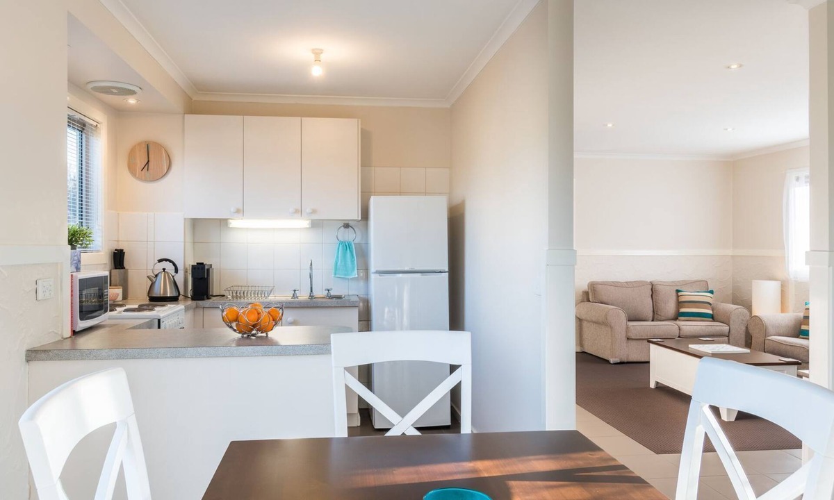 Surf Beach House | At The Beach Phillip Island - Beachley Bungalow 1 - Inc WIFI