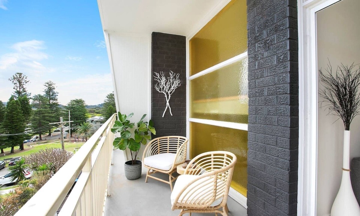 Avalon Beach Apartment | Avalon Beachside Apartment | Pool | Beach Access