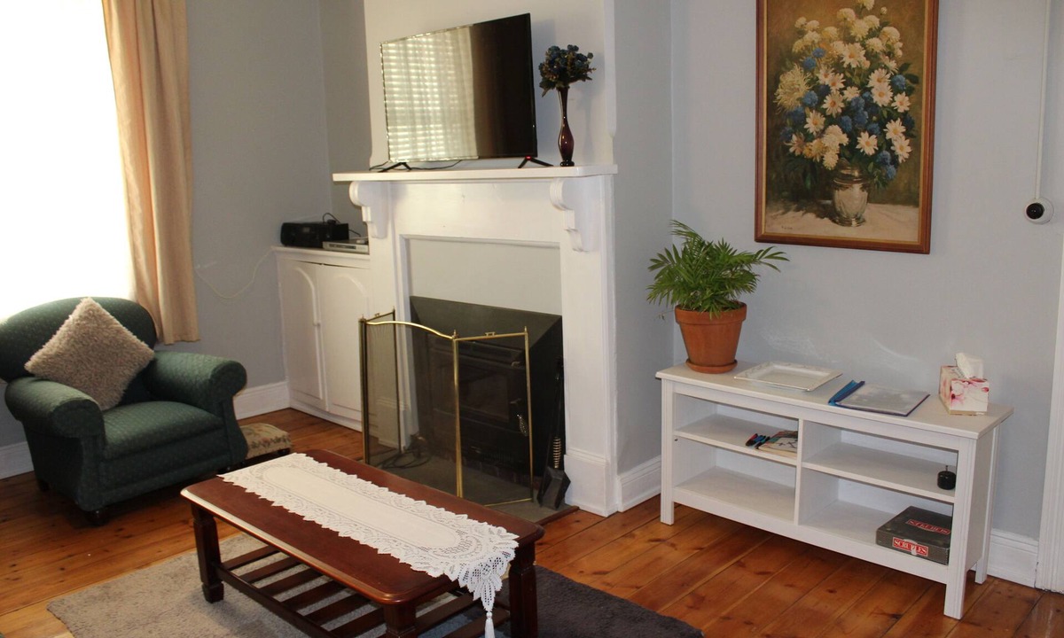 Peterborough House | Barrier House - Peterborough