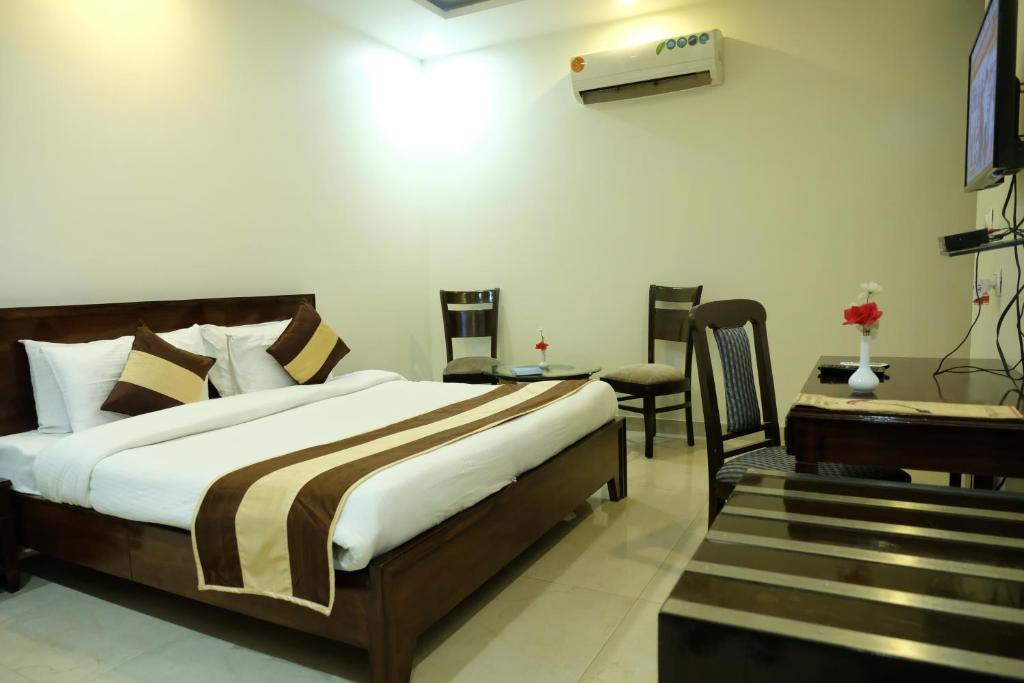 Kala Amb Hotel | Black Mango Resort