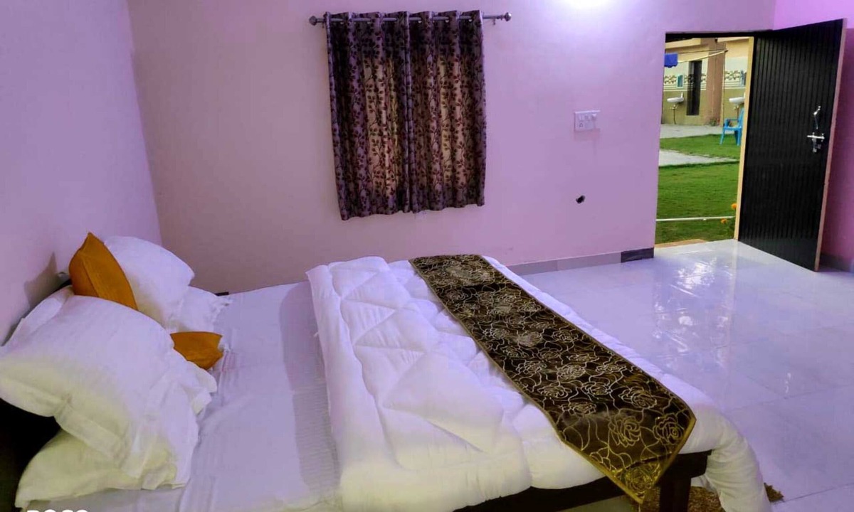 Gurugram Hotel | Blowsom Farms