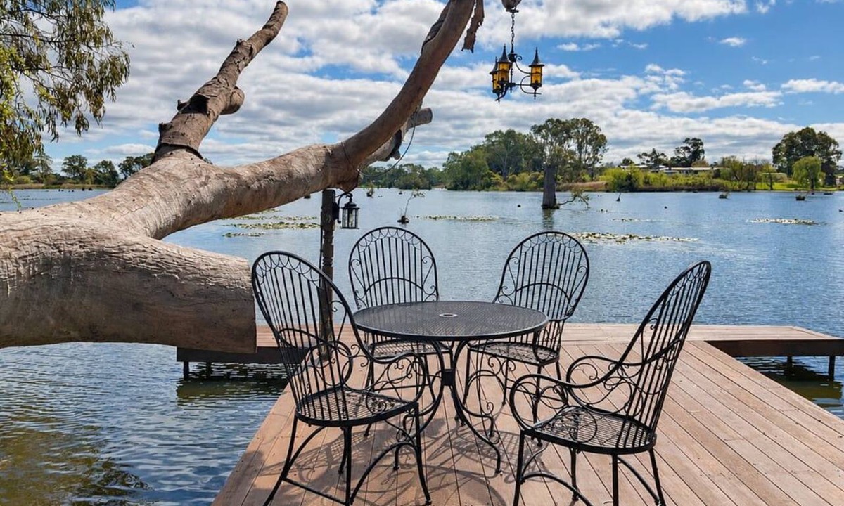 Kirwans Bridge House | Boathouse@Butterfield Nagambie
