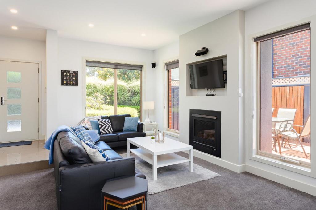 Mentone House | Boutique Stays - Mentone Abode