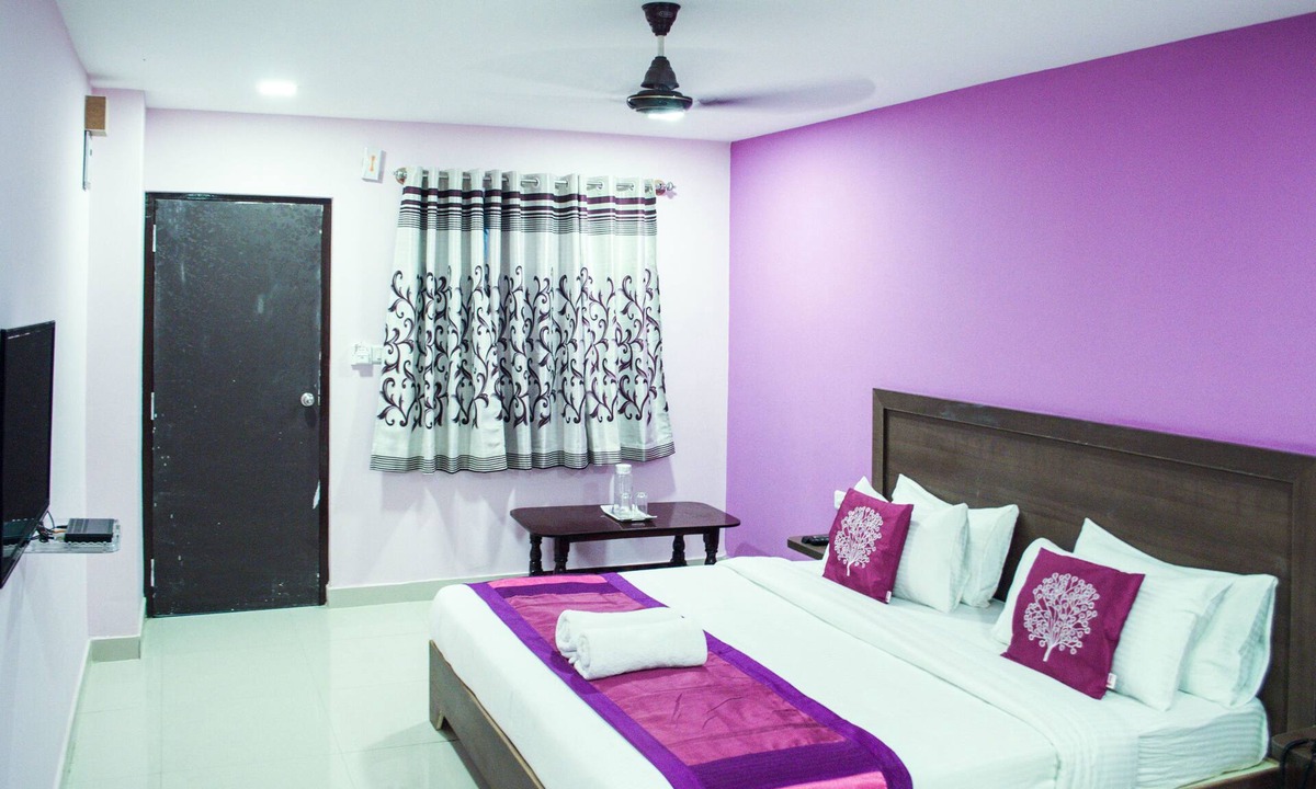 Panduranga Nagar Hotel | Capital O 5683 SS Suites