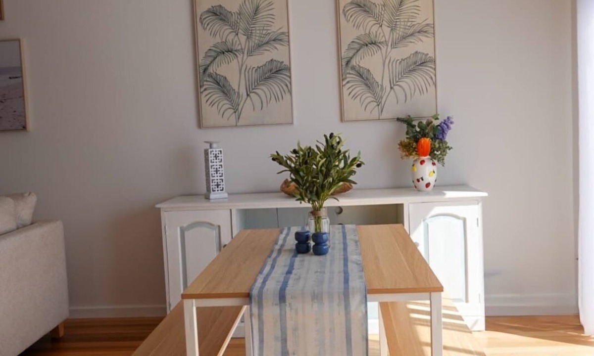 Carrum Apartment | Casa Mar, where the scent of the sea meets pure relaxation.