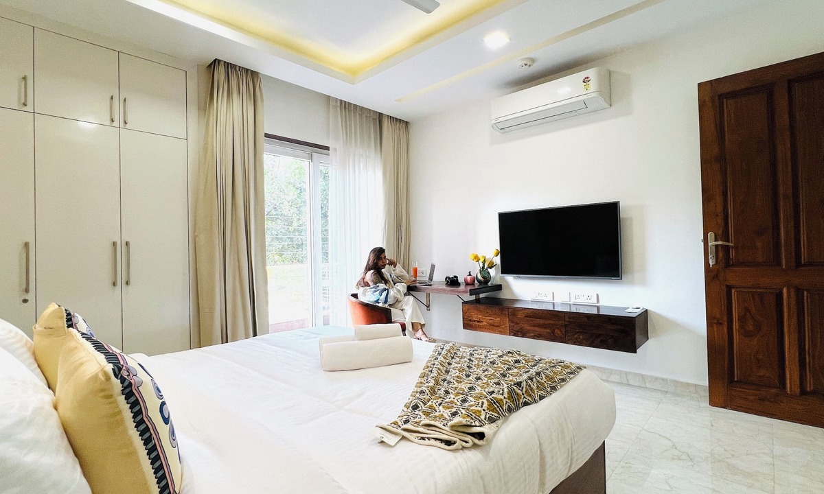 Janakpuri Hotel | Cherish Luxury Banquet Delhi