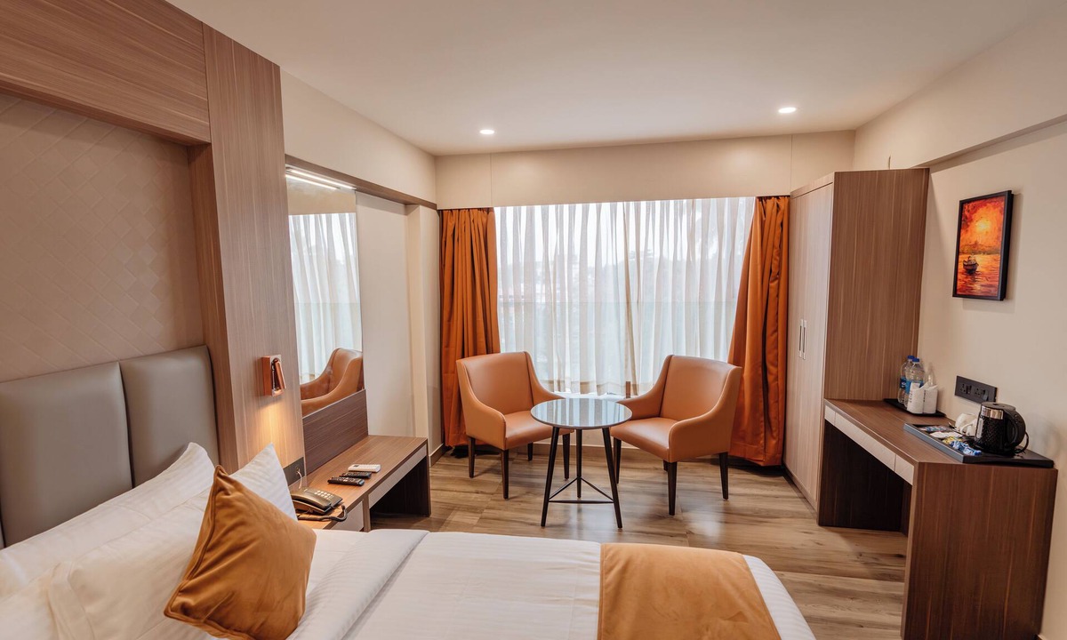 Maradu Hotel | Classik Fort Inn and Suites