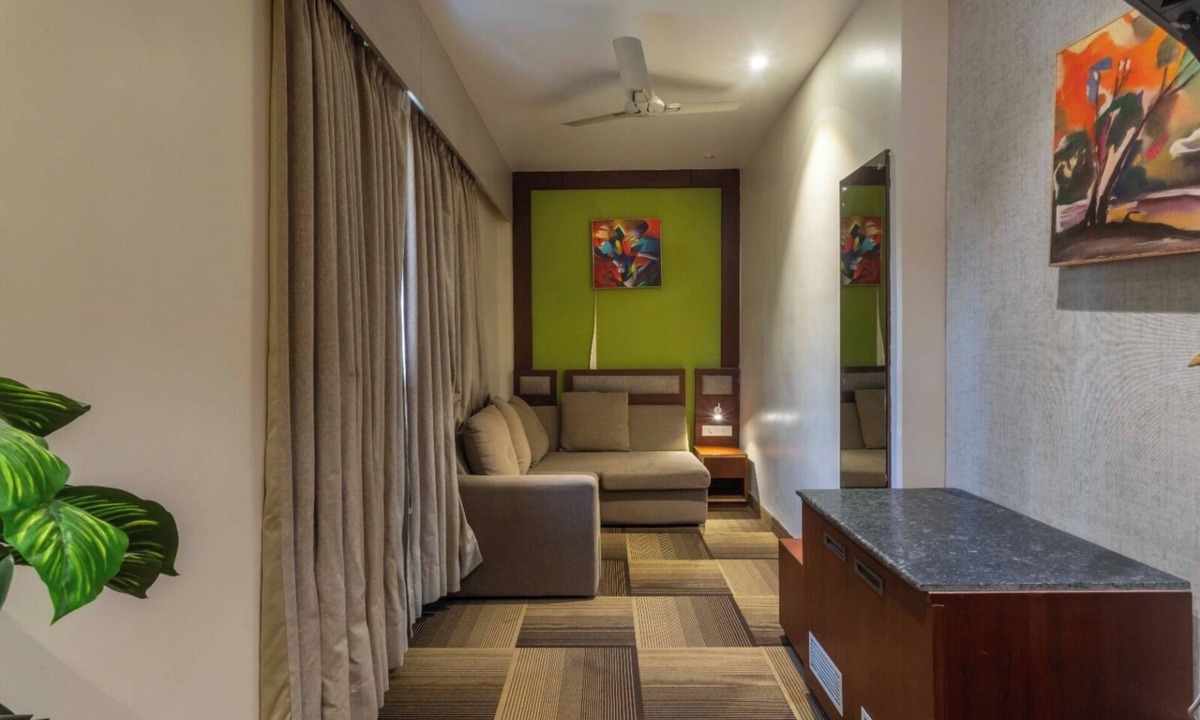 Bolpur Hotel | Club Central Hotel