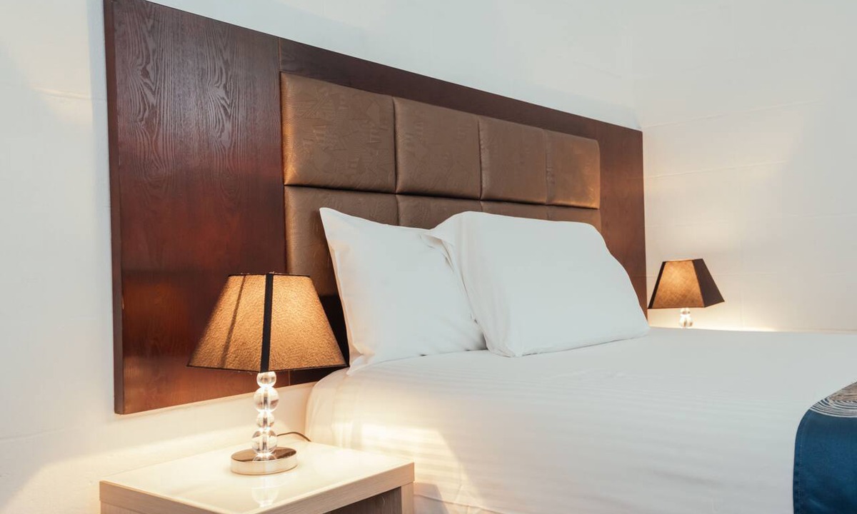 Coffs Harbour Hotel | Coffs Windmill Motel