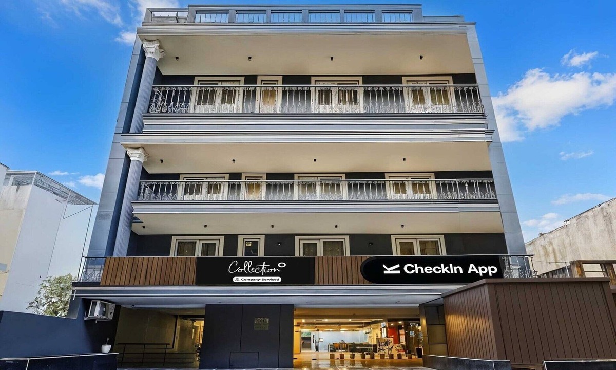 Udyog Vihar House | Collection O Udyog Vihar