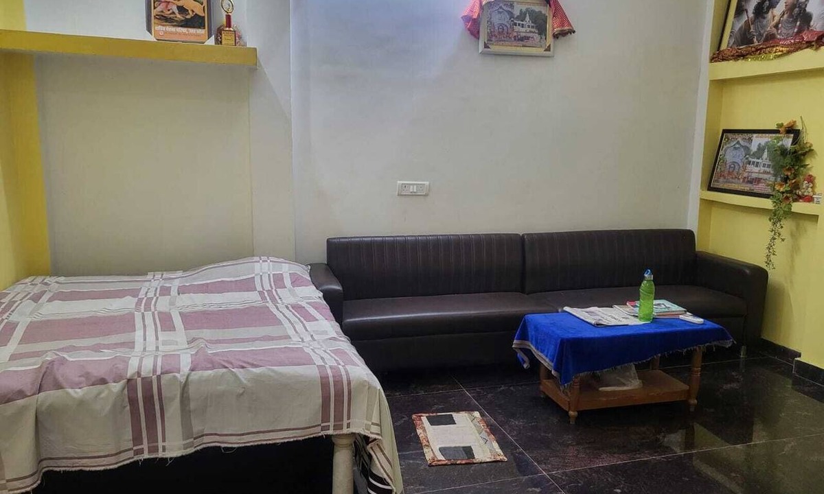 Malihabad House | Cozy 1-bedroom house in peaceful Kathwara perfect for relaxing stays