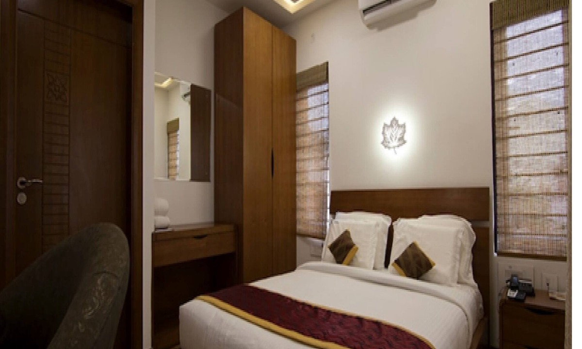 Chikkamagaluru Hotel | Crystal Inn