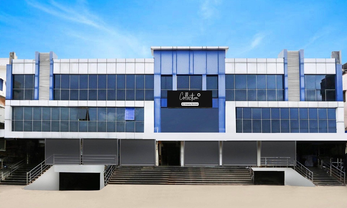 Bowenpally House | DeluxeAlpine Glow Pinnacle