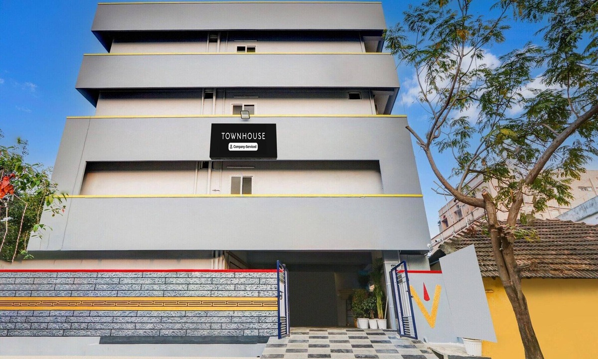 Rajahmundry House | DeluxeHotel Lorven