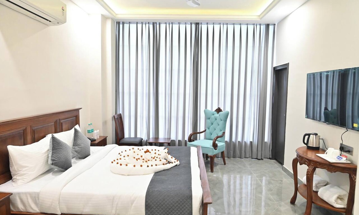 Sirsa Hotel | Devaan Hotel Haryana