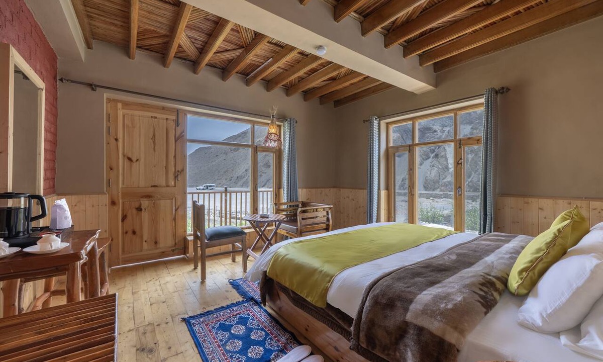 Tabo Hotel | Echor Mud Huts Tabo Spiti Valley