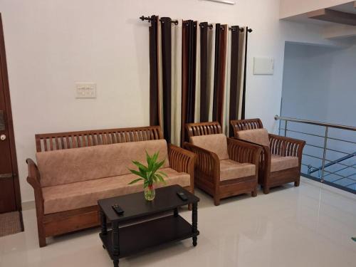 Thamaraparambu House | Eleeza Homestay