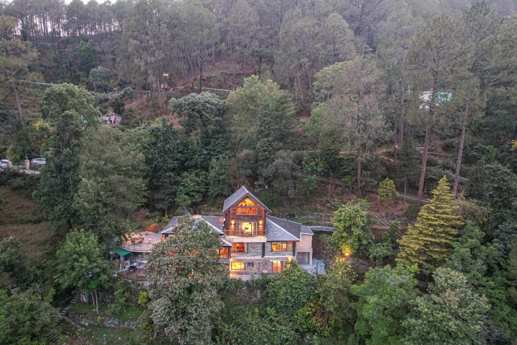 Shyamkhet Villa | ELIVAAS Signature Blushing Pines 3 BHK With Attic and Classy Interiors