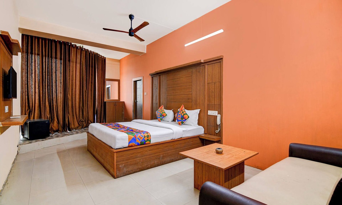Rajarhat Hotel | Fabhotel Aqua Villa