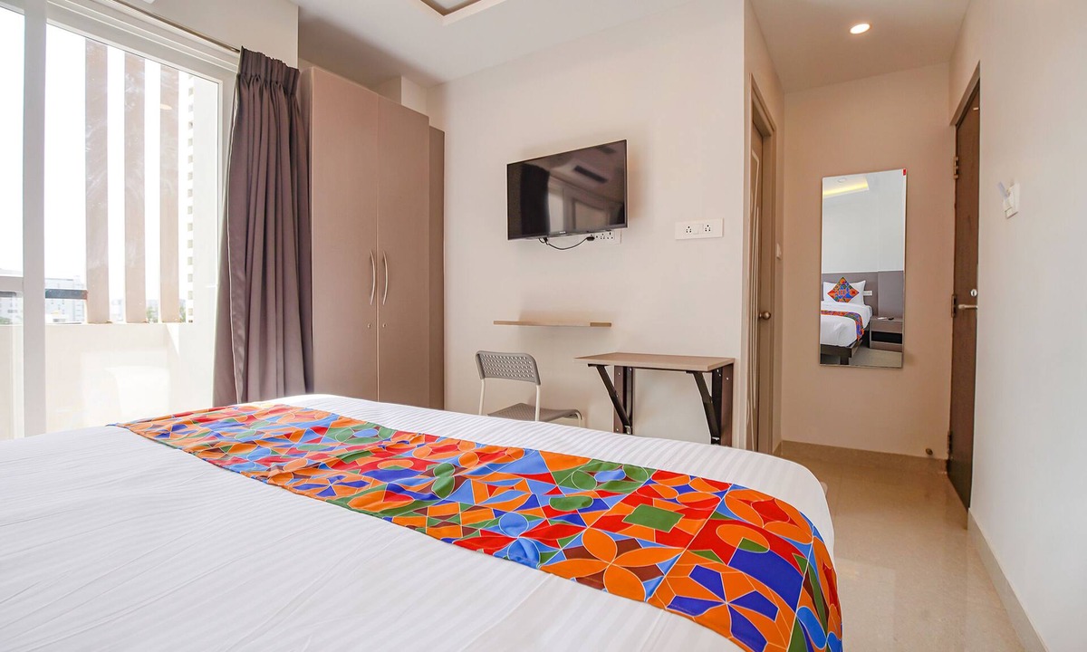 Kadubeesanahalli Hotel | Fabhotel Athasri Inn