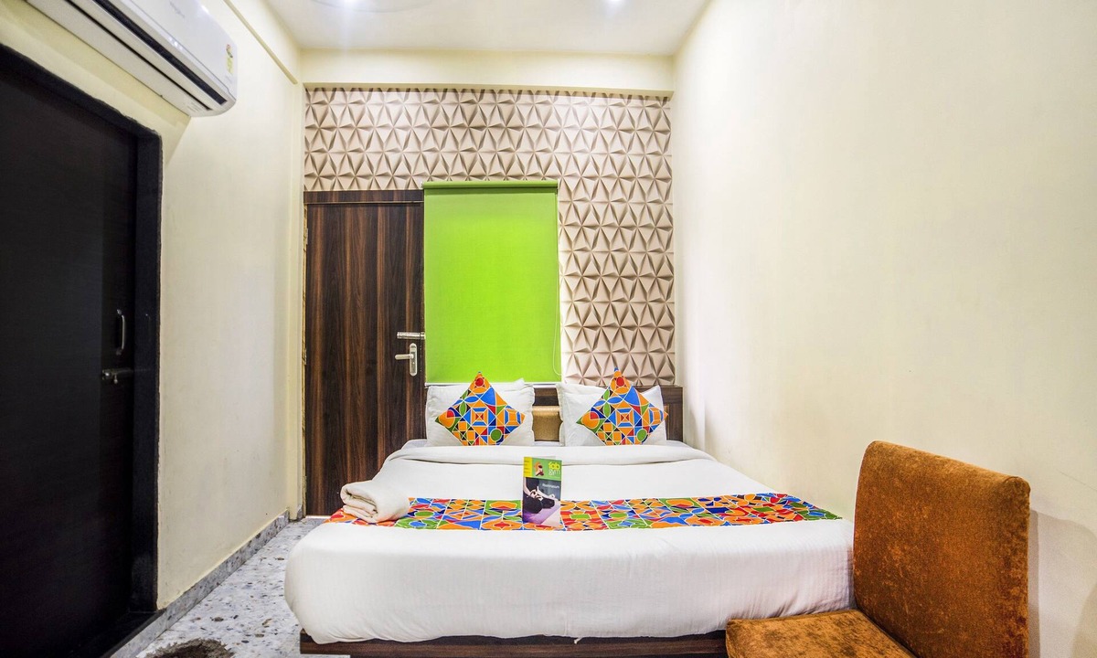 Mathura Hotel | FabHotel Glorify Stay