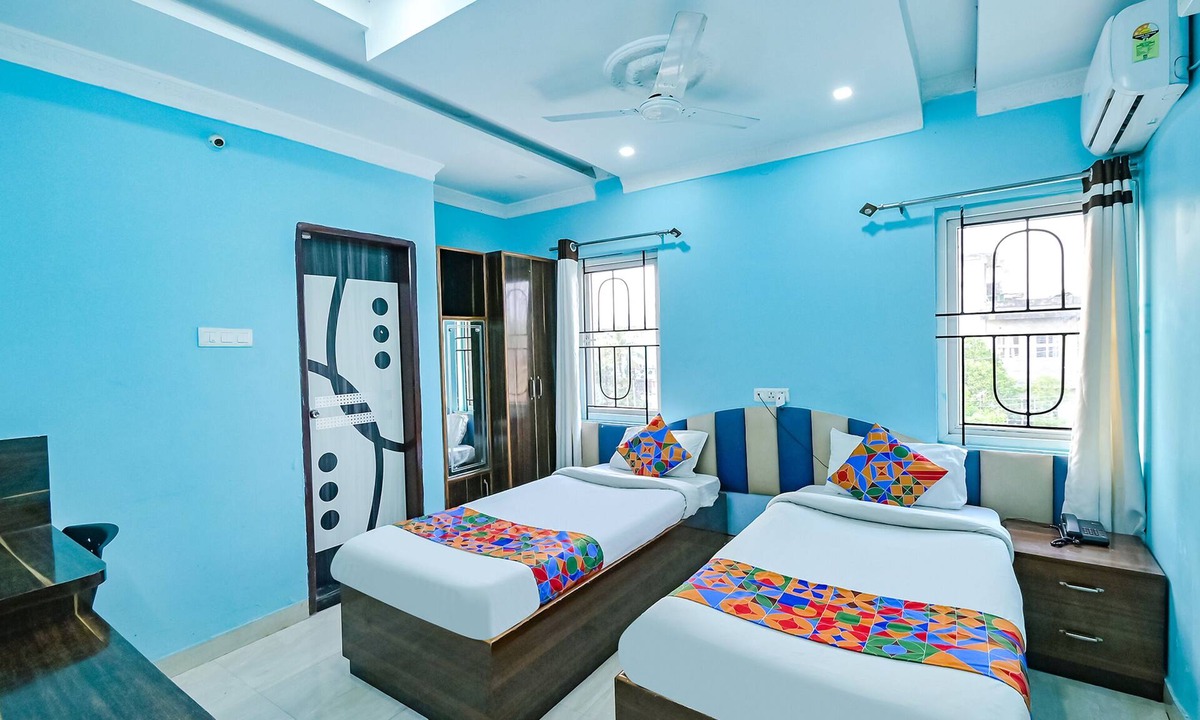 Hatigaon Hotel | Fabhotel Good Luck Residency