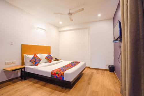 Gomti Nagar Hotel | FabHotel Ramayana