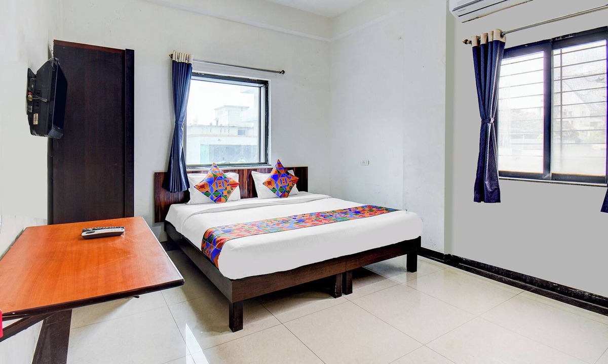 Wakad Hotel | FabHotel Sahil Residency