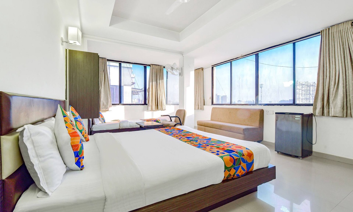 Bopal Hotel | FabHotel Skyland - Inside Bhavya Shopping Complex