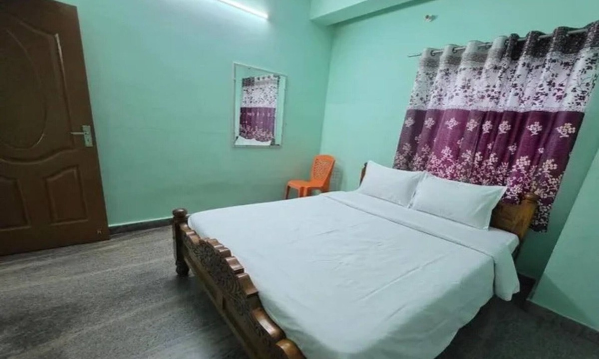Urapakkam Hotel | Fabhotel Whites Inn Urapakkam