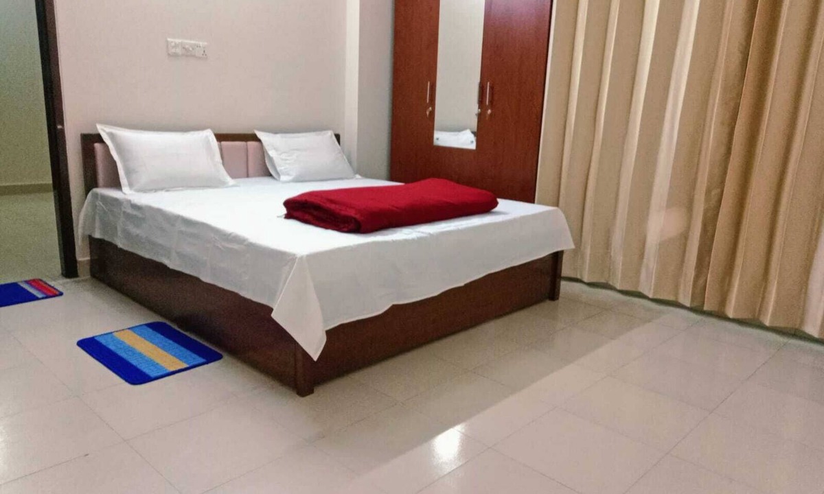 Uttara Apartment | Fabulous 9-bedroom apartment with AC in vibrant Dhaka