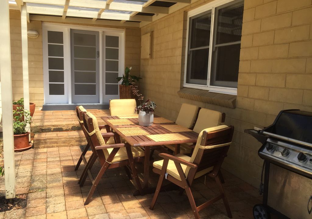 Capel Sound House | Farmer's Cottage on the Peninsula