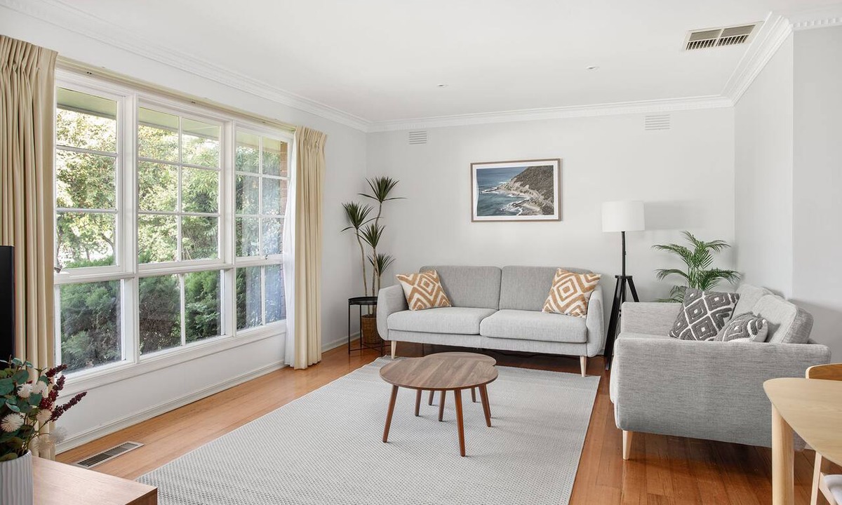 Hampton House | Flanders Pet-friendly near Hampton Village