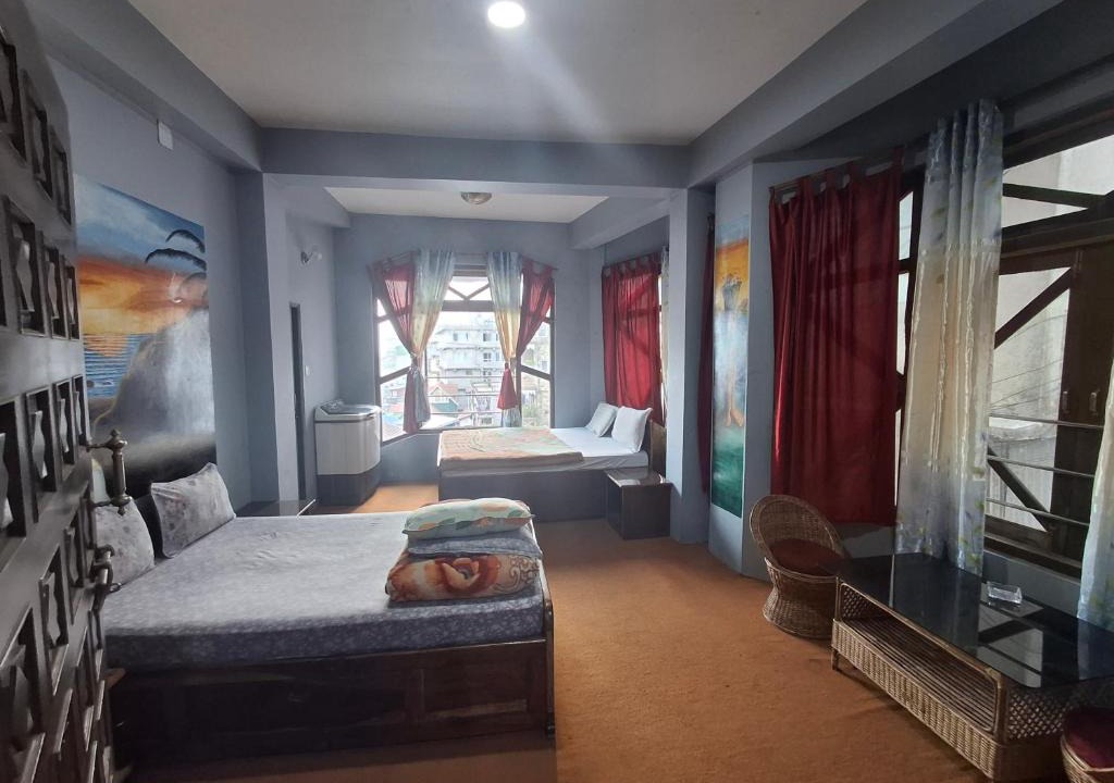 Darjeeling Hotel | Flavors Nest