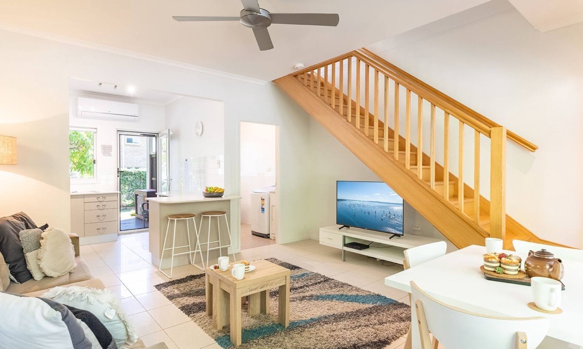 Shoal Bay House | Florida, 1/5 Lillian Street - 2 min walk to beach, shops & restaurants
